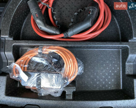 Синій Кіа Niro, об'ємом двигуна 0 л та пробігом 106 тис. км за 21900 $, фото 96 на Automoto.ua