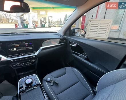 Синий Киа Niro, объемом двигателя 0 л и пробегом 92 тыс. км за 18799 $, фото 46 на Automoto.ua