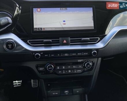 Синій Кіа Niro, об'ємом двигуна 0 л та пробігом 75 тис. км за 23900 $, фото 48 на Automoto.ua
