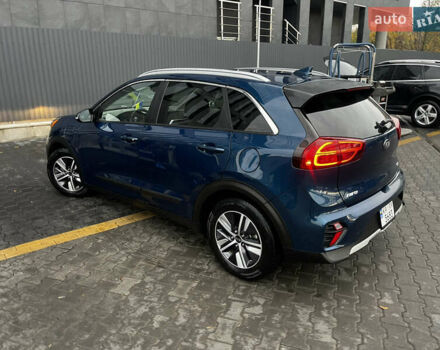 Синий Киа Niro, объемом двигателя 1.58 л и пробегом 58 тыс. км за 24500 $, фото 6 на Automoto.ua