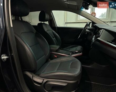 Синій Кіа Niro, об'ємом двигуна 0 л та пробігом 32 тис. км за 23900 $, фото 77 на Automoto.ua