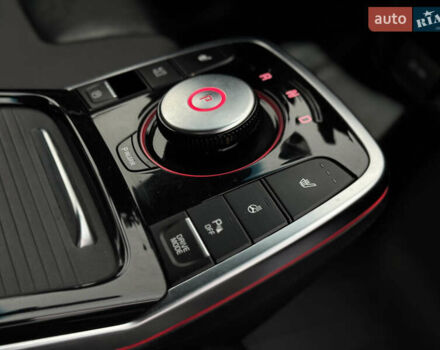 Синій Кіа Niro, об'ємом двигуна 0 л та пробігом 133 тис. км за 18900 $, фото 3 на Automoto.ua