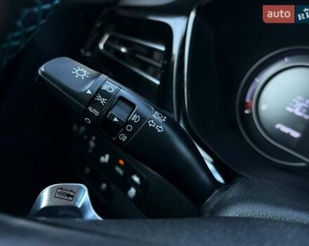 Синий Киа Niro, объемом двигателя 0 л и пробегом 58 тыс. км за 22900 $, фото 45 на Automoto.ua