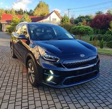 Киа Niro 2020 в Луцке на Automoto.ua Синий Киа Niro, объемом двигателя 0 л и пробегом 148 тыс. км за 16500 $, фото 6 на Automoto.ua