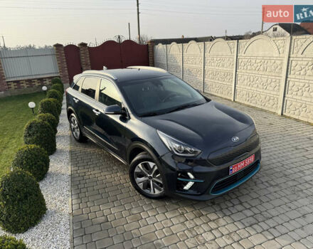 Синий Киа Niro, объемом двигателя 0 л и пробегом 156 тыс. км за 18900 $, фото 14 на Automoto.ua