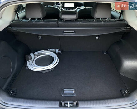 Синій Кіа Niro, об'ємом двигуна 0 л та пробігом 76 тис. км за 22900 $, фото 104 на Automoto.ua