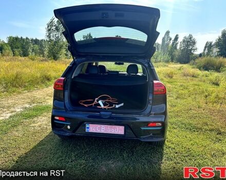 Киа Niro 2020 в Обухове на Automoto.ua Синий Киа Niro, объемом двигателя 0.15 л и пробегом 89 тыс. км за 18100 $, фото 3 на Automoto.ua