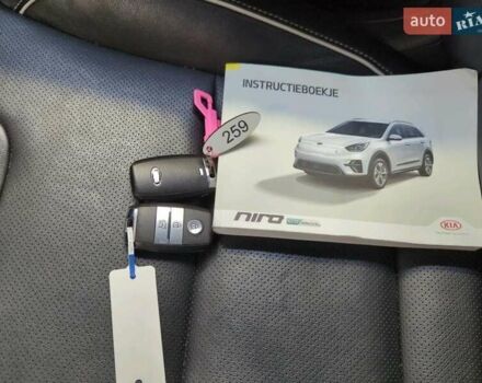 Синий Киа Niro, объемом двигателя 0 л и пробегом 113 тыс. км за 19528 $, фото 13 на Automoto.ua