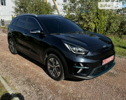Синій Кіа Niro, об'ємом двигуна 0 л та пробігом 81 тис. км за 19699 $, фото 2 на Automoto.ua