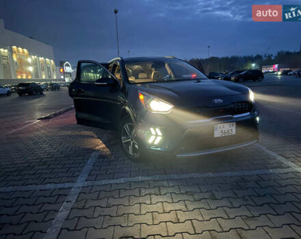 Синий Киа Niro, объемом двигателя 1.58 л и пробегом 58 тыс. км за 24500 $, фото 21 на Automoto.ua