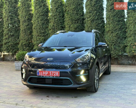 Синий Киа Niro, объемом двигателя 0 л и пробегом 131 тыс. км за 17999 $, фото 1 на Automoto.ua