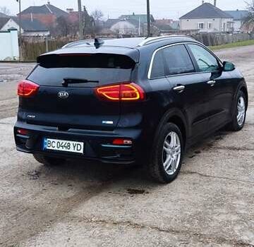 Синий Киа Niro, объемом двигателя 0 л и пробегом 137 тыс. км за 19470 $, фото 28 на Automoto.ua