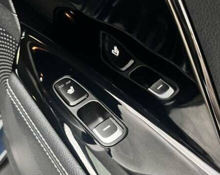 Синій Кіа Niro, об'ємом двигуна 0 л та пробігом 135 тис. км за 18750 $, фото 16 на Automoto.ua