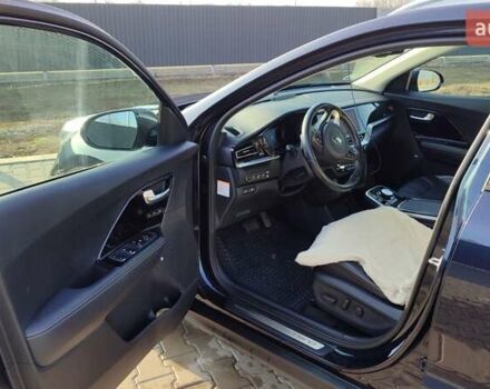 Синий Киа Niro, объемом двигателя 0 л и пробегом 104 тыс. км за 20800 $, фото 6 на Automoto.ua