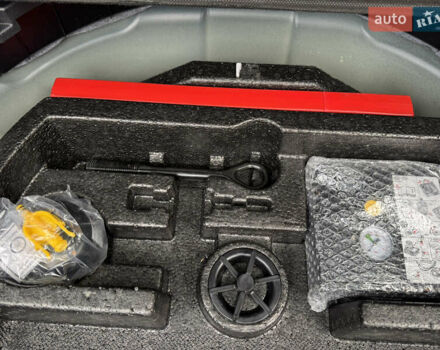 Киа Niro 2020 в Дубно на Automoto.ua Синий Киа Niro, объемом двигателя 0 л и пробегом 156 тыс. км за 19200 $, фото 33 на Automoto.ua