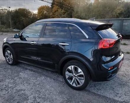 Киа Niro 2020 в Городке на Automoto.ua Синий Киа Niro, объемом двигателя 0 л и пробегом 135 тыс. км за 19856 $, фото 6 на Automoto.ua