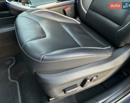 Синий Киа Niro, объемом двигателя 0 л и пробегом 130 тыс. км за 18900 $, фото 83 на Automoto.ua