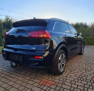 Киа Niro 2020 в Луцке на Automoto.ua Синий Киа Niro, объемом двигателя 0 л и пробегом 148 тыс. км за 16500 $, фото 3 на Automoto.ua