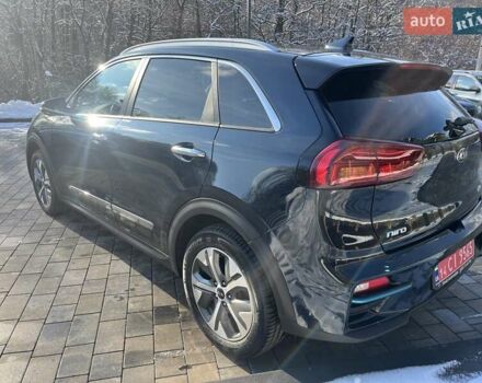 Синій Кіа Niro, об'ємом двигуна 0 л та пробігом 84 тис. км за 18500 $, фото 11 на Automoto.ua