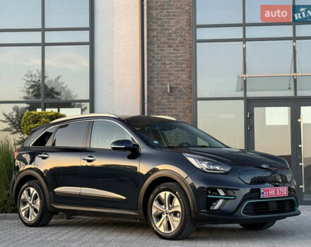 Синий Киа Niro, объемом двигателя 0 л и пробегом 130 тыс. км за 18900 $, фото 17 на Automoto.ua