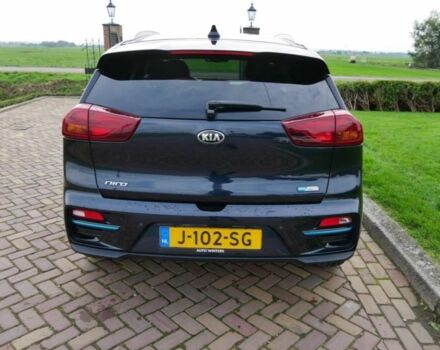 Синий Киа Niro, объемом двигателя 0 л и пробегом 71 тыс. км за 19796 $, фото 2 на Automoto.ua