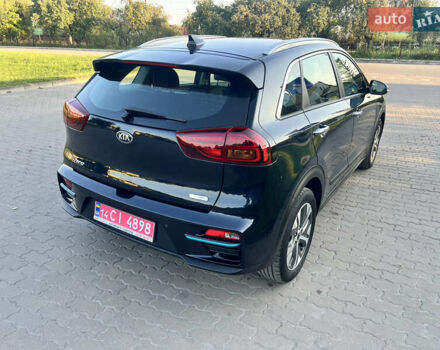 Синій Кіа Niro, об'ємом двигуна 0 л та пробігом 112 тис. км за 19500 $, фото 7 на Automoto.ua