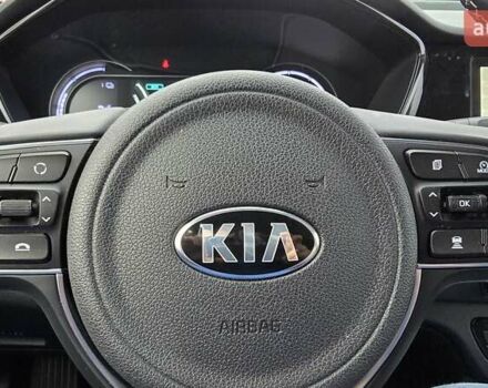 Синій Кіа Niro, об'ємом двигуна 0 л та пробігом 149 тис. км за 19000 $, фото 21 на Automoto.ua