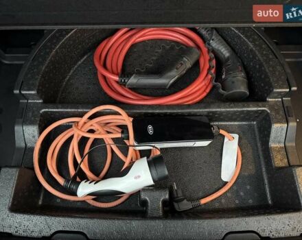 Синий Киа Niro, объемом двигателя 0 л и пробегом 95 тыс. км за 20500 $, фото 69 на Automoto.ua