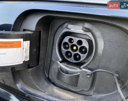 Синій Кіа Niro, об'ємом двигуна 0 л та пробігом 105 тис. км за 20300 $, фото 26 на Automoto.ua