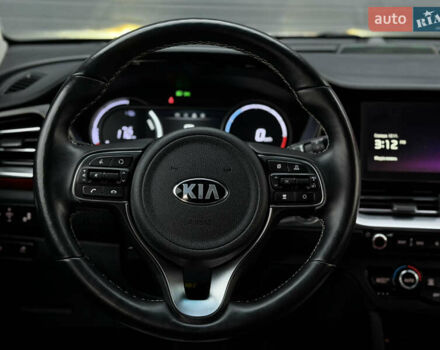 Синий Киа Niro, объемом двигателя 0 л и пробегом 135 тыс. км за 18999 $, фото 50 на Automoto.ua