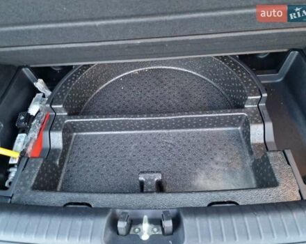 Синий Киа Niro, объемом двигателя 0 л и пробегом 168 тыс. км за 19300 $, фото 45 на Automoto.ua