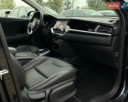 Синий Киа Niro, объемом двигателя 0 л и пробегом 117 тыс. км за 19900 $, фото 88 на Automoto.ua