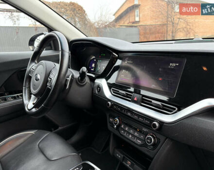 Синий Киа Niro, объемом двигателя 0 л и пробегом 101 тыс. км за 19900 $, фото 21 на Automoto.ua