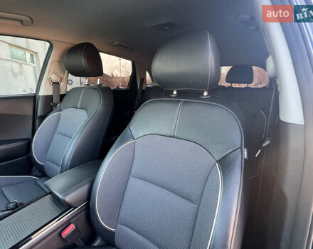 Синий Киа Niro, объемом двигателя 0 л и пробегом 92 тыс. км за 18799 $, фото 33 на Automoto.ua