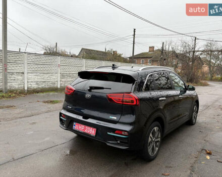 Синий Киа Niro, объемом двигателя 0 л и пробегом 115 тыс. км за 19900 $, фото 11 на Automoto.ua