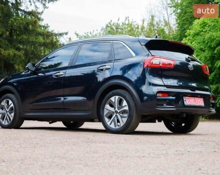 Синий Киа Niro, объемом двигателя 0 л и пробегом 99 тыс. км за 17950 $, фото 20 на Automoto.ua