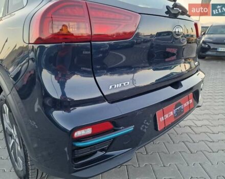 Синий Киа Niro, объемом двигателя 0 л и пробегом 168 тыс. км за 19300 $, фото 17 на Automoto.ua
