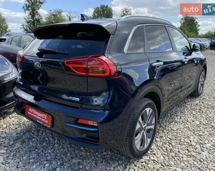 Синій Кіа Niro, об'ємом двигуна 0 л та пробігом 97 тис. км за 21950 $, фото 20 на Automoto.ua