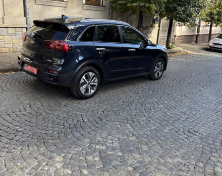 Синий Киа Niro, объемом двигателя 0 л и пробегом 156 тыс. км за 18650 $, фото 17 на Automoto.ua