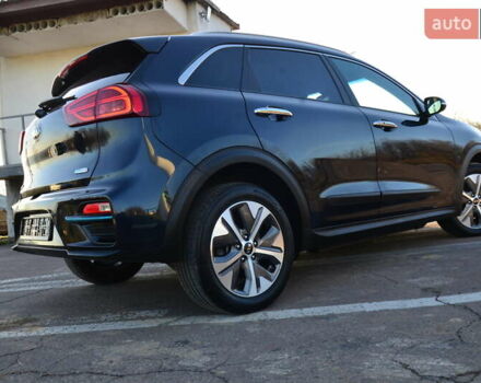 Синий Киа Niro, объемом двигателя 0 л и пробегом 79 тыс. км за 19333 $, фото 33 на Automoto.ua