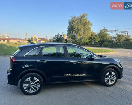 Синій Кіа Niro, об'ємом двигуна 0 л та пробігом 112 тис. км за 19500 $, фото 9 на Automoto.ua