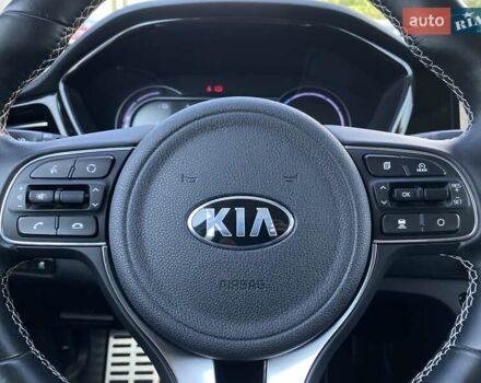 Киа Niro 2020 в Львове на Automoto.ua Синий Киа Niro, объемом двигателя 0 л и пробегом 48 тыс. км за 23700 $, фото 26 на Automoto.ua