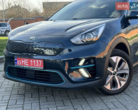 Синий Киа Niro, объемом двигателя 0 л и пробегом 92 тыс. км за 18799 $, фото 4 на Automoto.ua