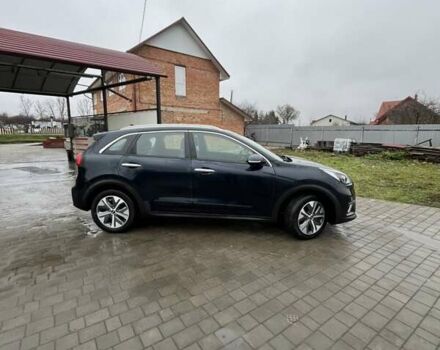 Синий Киа Niro, объемом двигателя 1.6 л и пробегом 120 тыс. км за 19113 $, фото 6 на Automoto.ua