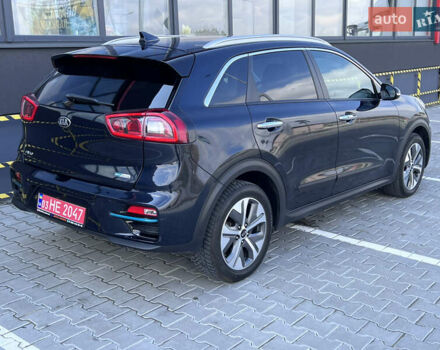 Синий Киа Niro, объемом двигателя 0 л и пробегом 126 тыс. км за 18548 $, фото 4 на Automoto.ua