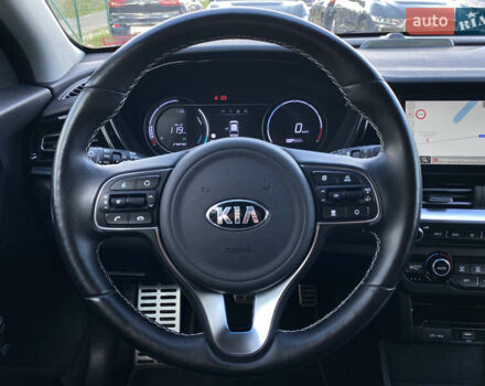 Киа Niro 2020 в Львове на Automoto.ua Синий Киа Niro, объемом двигателя 0 л и пробегом 76 тыс. км за 22900 $, фото 45 на Automoto.ua