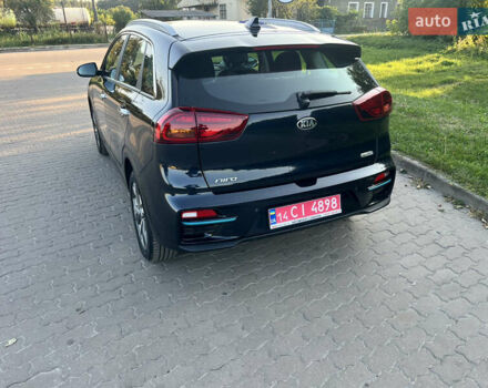 Синій Кіа Niro, об'ємом двигуна 0 л та пробігом 112 тис. км за 19500 $, фото 5 на Automoto.ua