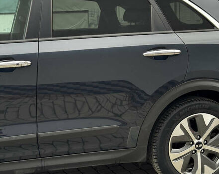 Синій Кіа Niro, об'ємом двигуна 0 л та пробігом 93 тис. км за 19999 $, фото 11 на Automoto.ua