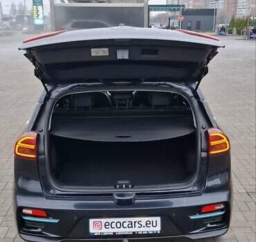 Синий Киа Niro, объемом двигателя 0 л и пробегом 113 тыс. км за 19528 $, фото 4 на Automoto.ua