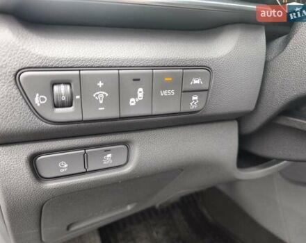 Синій Кіа Niro, об'ємом двигуна 0 л та пробігом 150 тис. км за 18000 $, фото 22 на Automoto.ua